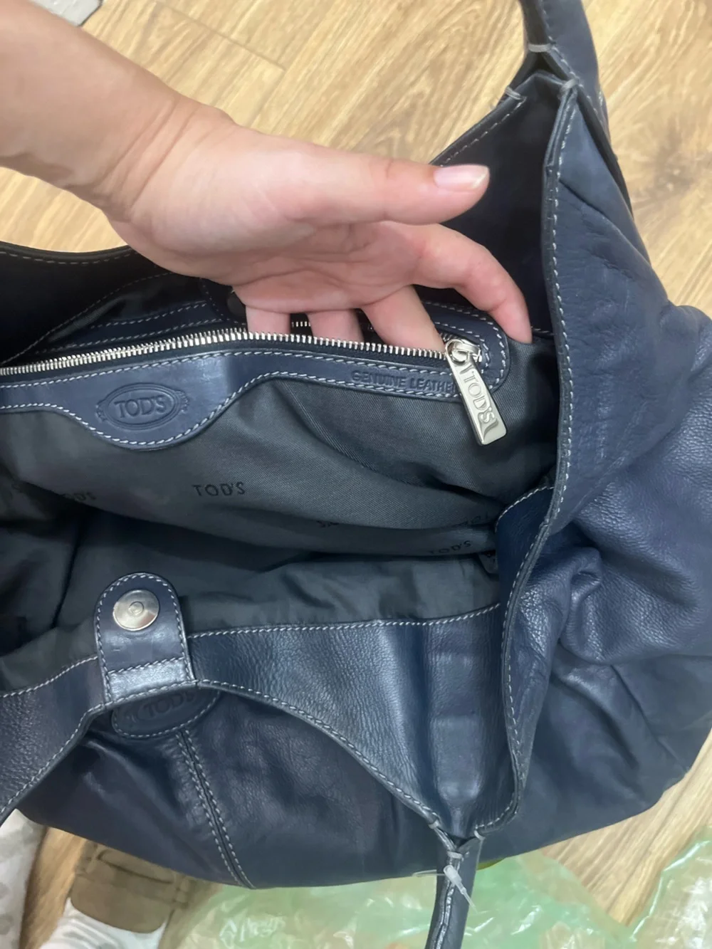 Tods soft pebbled